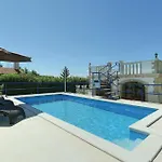 Casa vacanze Lovely In Motovun