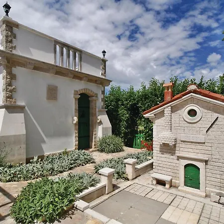 Casa vacanze Lovely In *